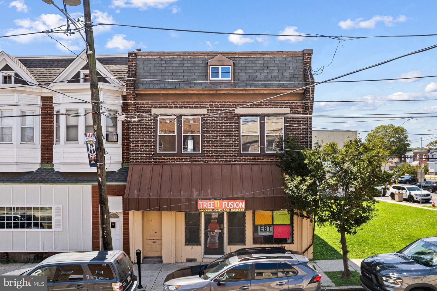 942 Market St Property Photo 1