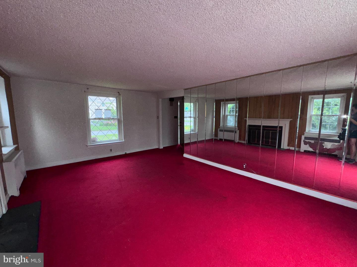 145 Landover Rd Property Photo 6