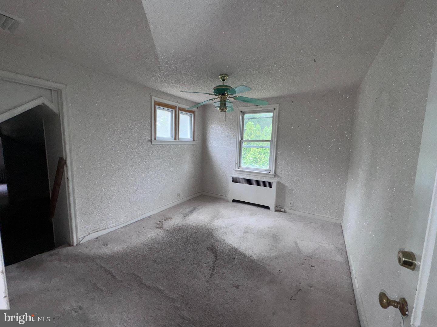 145 Landover Rd Property Photo 17