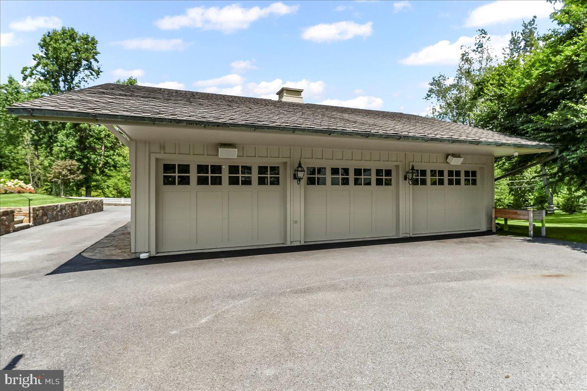 80 Heyburn Rd Property Photo 16