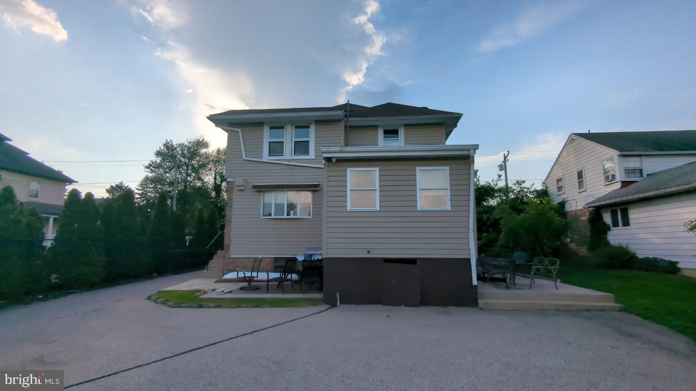 323 S Chester Pike Property Photo 4