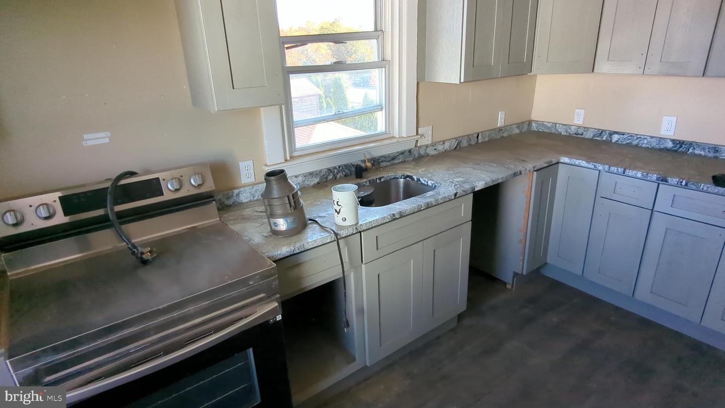 323 S Chester Pike Property Photo 23
