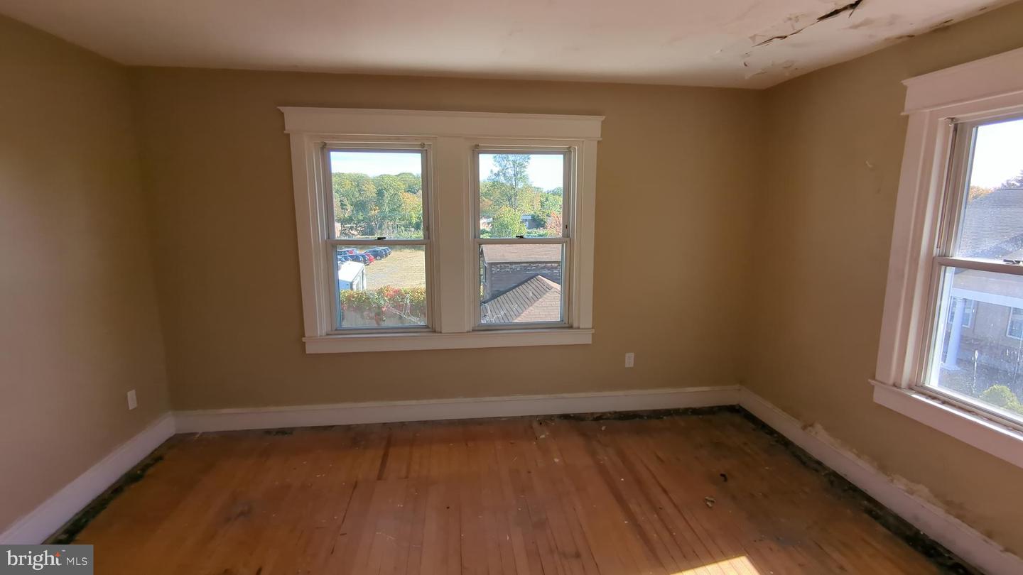 323 S Chester Pike Property Photo 24