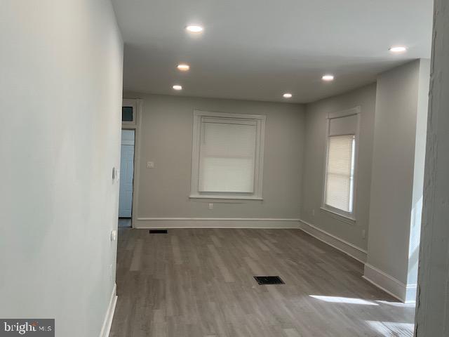 722 Lincoln Ave Property Photo 6