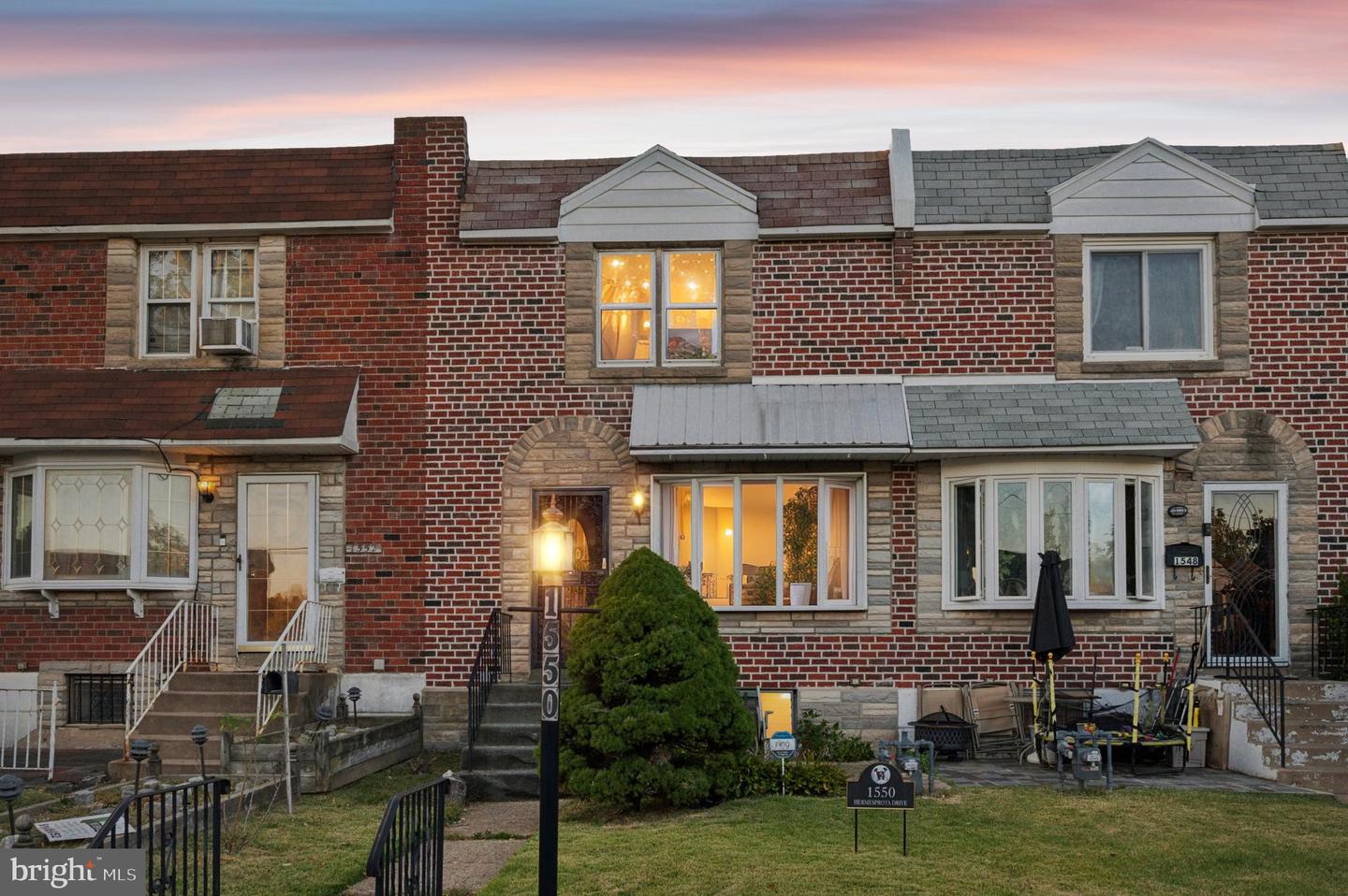 1550 Hermesprota Dr Property Photo 1