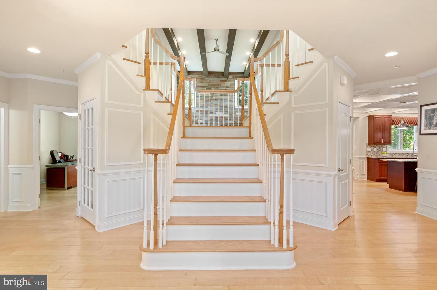 3917 Woodland Dr Property Photo 4