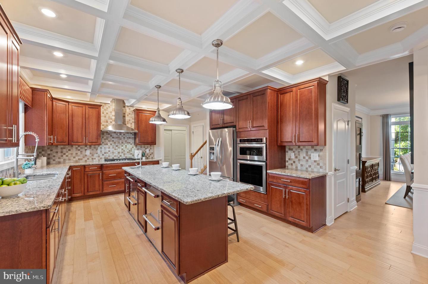 3917 Woodland Dr Property Photo 19