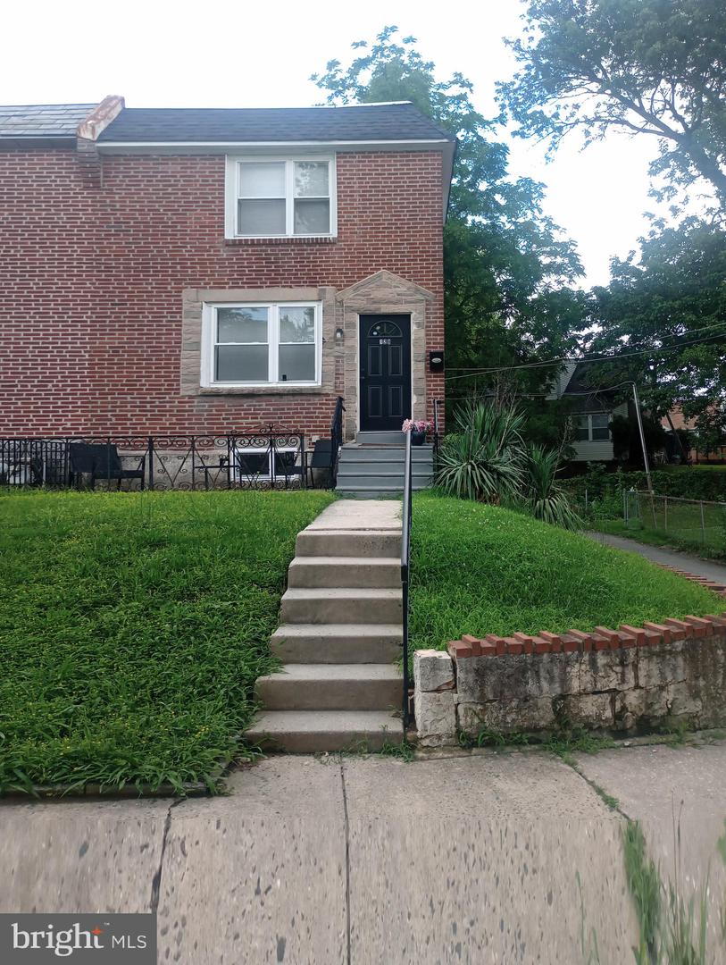 129 Branford Rd Property Photo 8