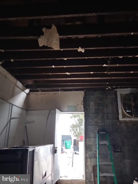 308 Market St Property Photo 6