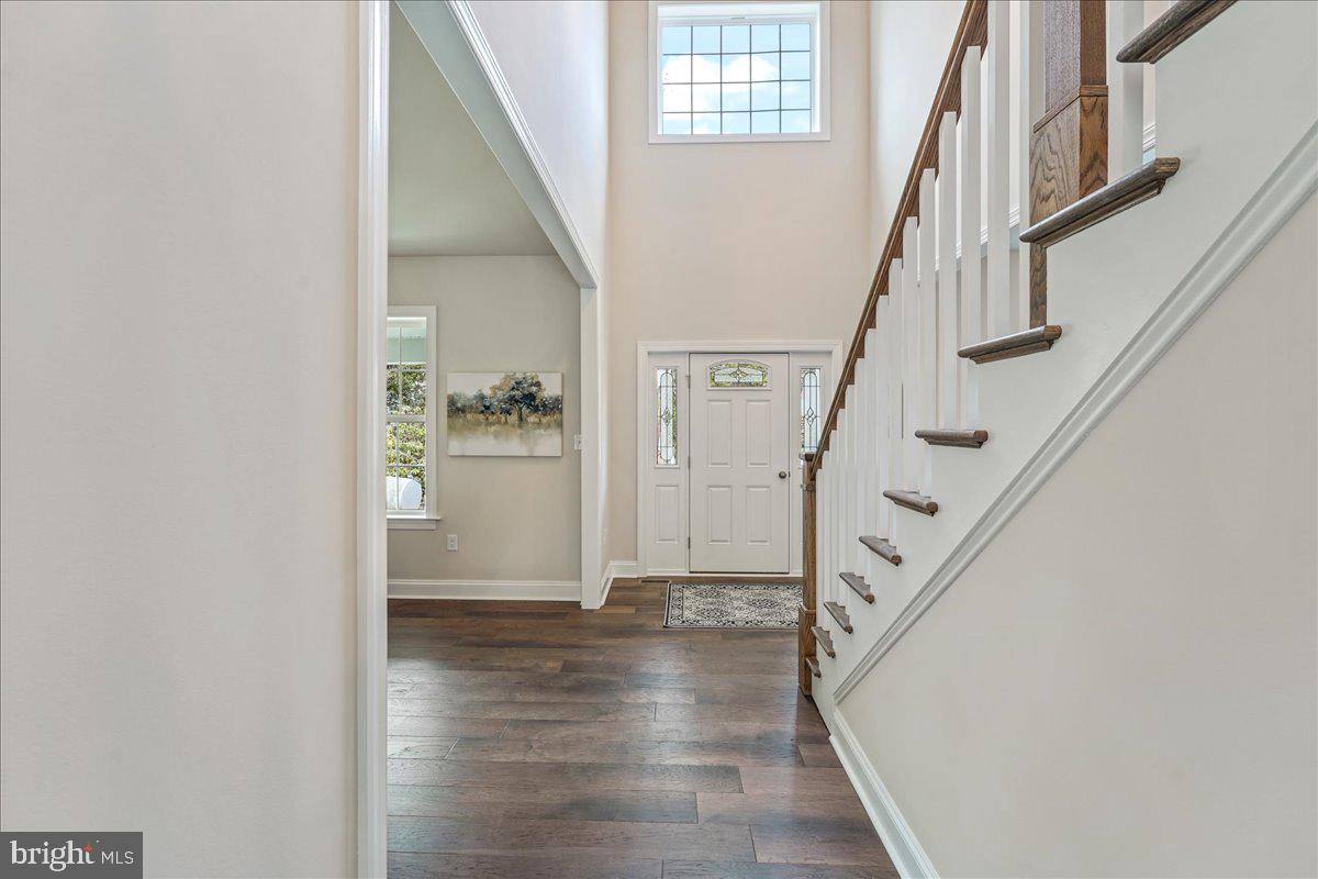 1240 Gradyville Rd Property Photo 5