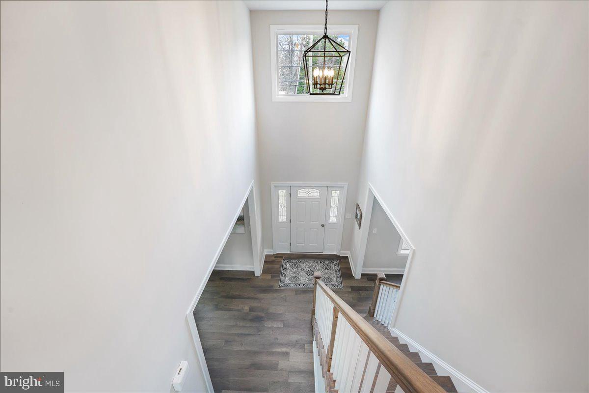 1240 Gradyville Rd Property Photo 6