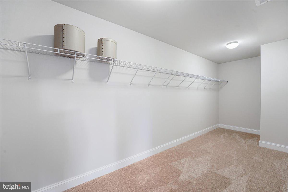 1240 Gradyville Rd Property Photo 35