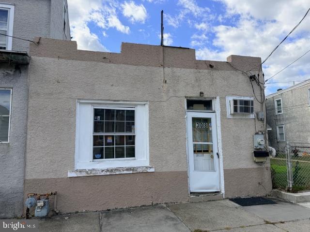 308 Market St Property Photo 1