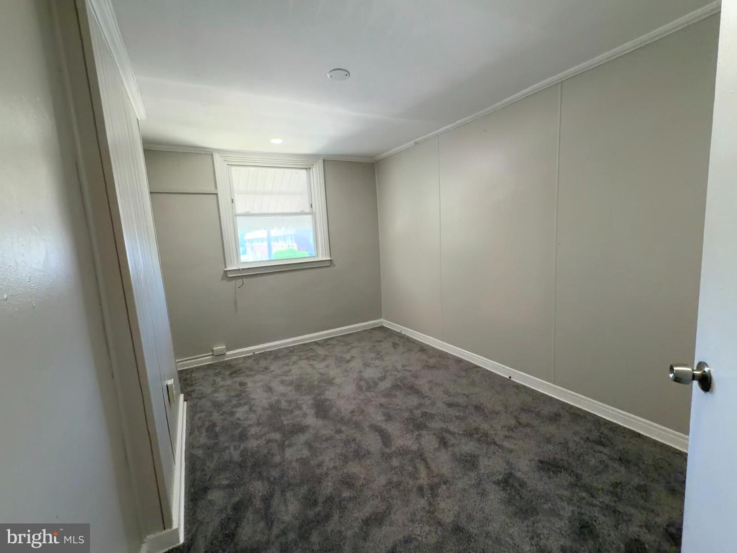 921 Lincoln St Property Photo 8
