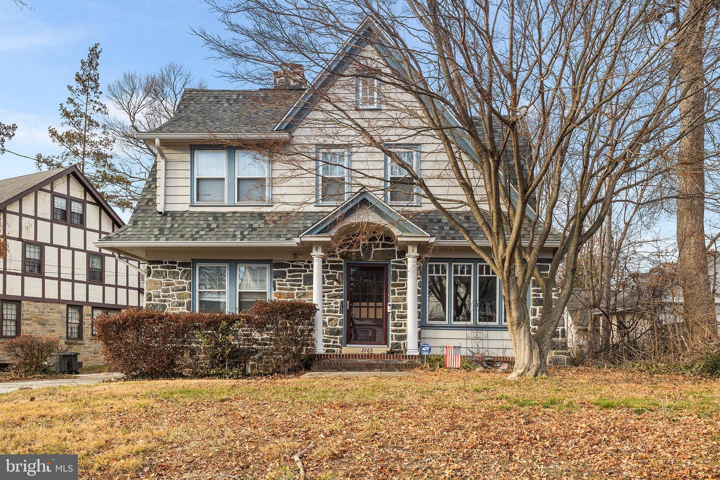 3765 HIGHLAND AVE
