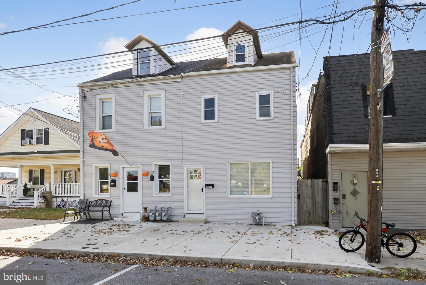 222 Market St Property Photo 2