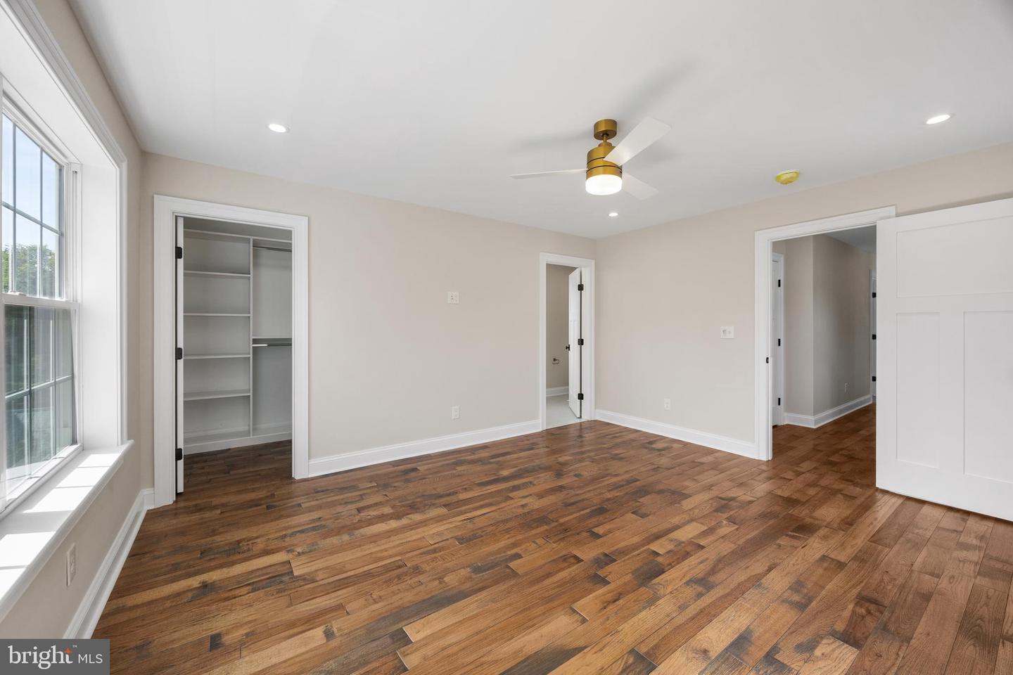 611 Summer St Property Photo 24