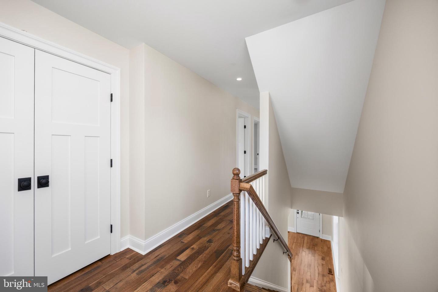 611 Summer St Property Photo 25