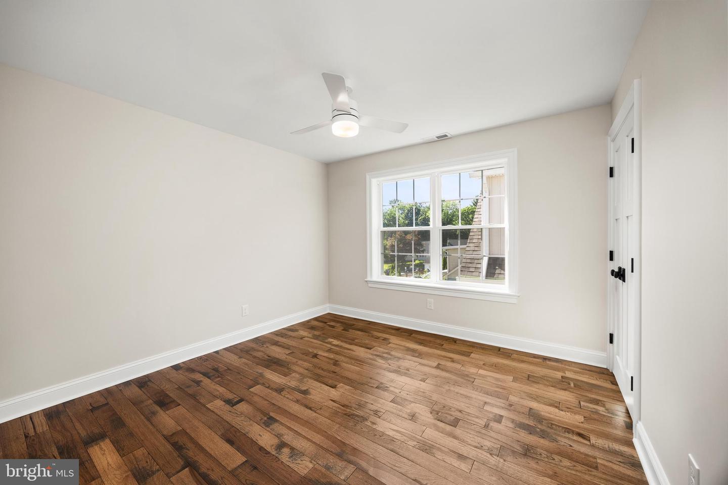 611 Summer St Property Photo 26