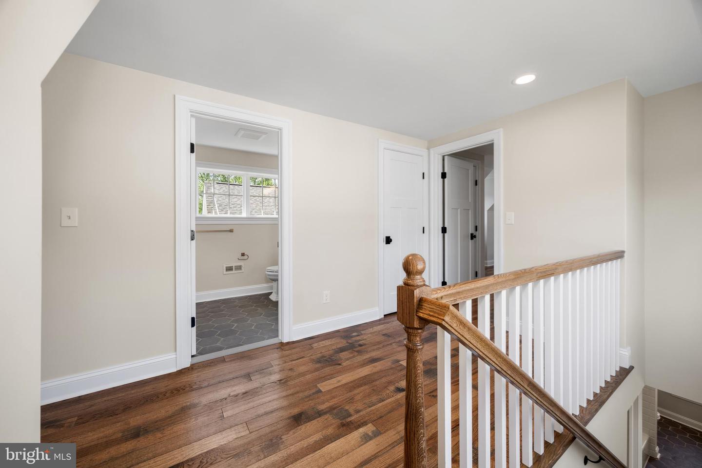 611 Summer St Property Photo 32