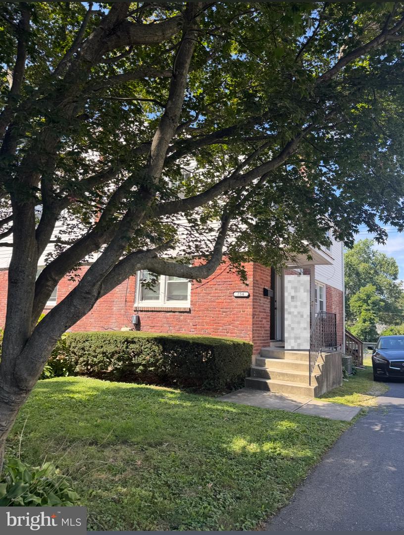 754 OAK VIEW RD Property Photo 1