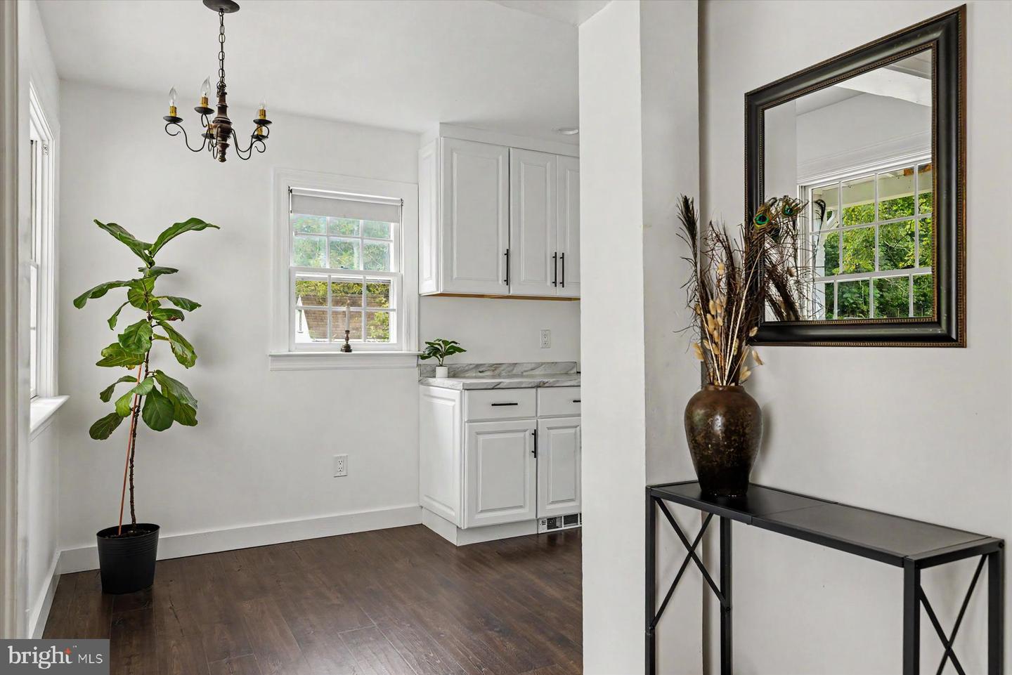 1554 Meadow Ln Property Photo 13