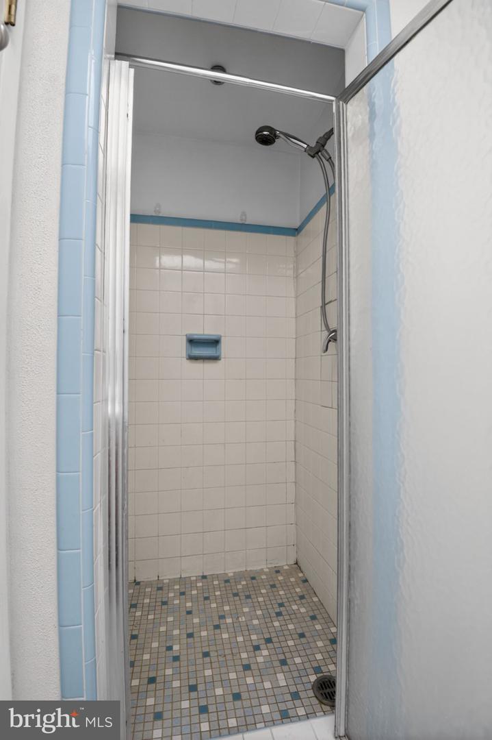 4026 Gideon Rd Property Photo 12