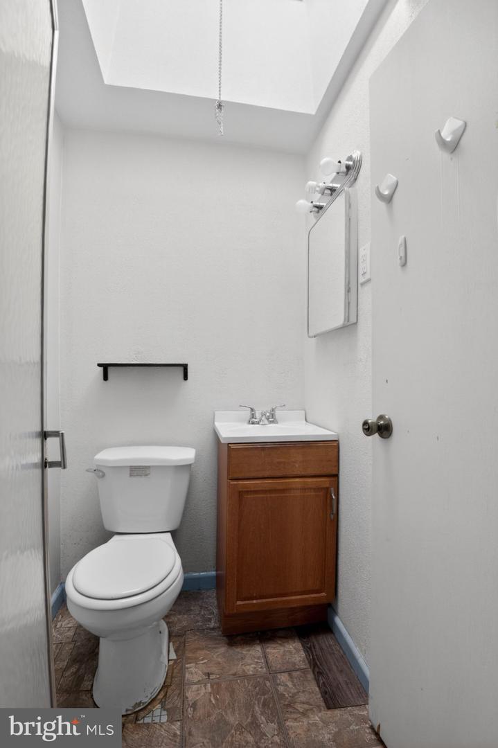 4026 Gideon Rd Property Photo 14