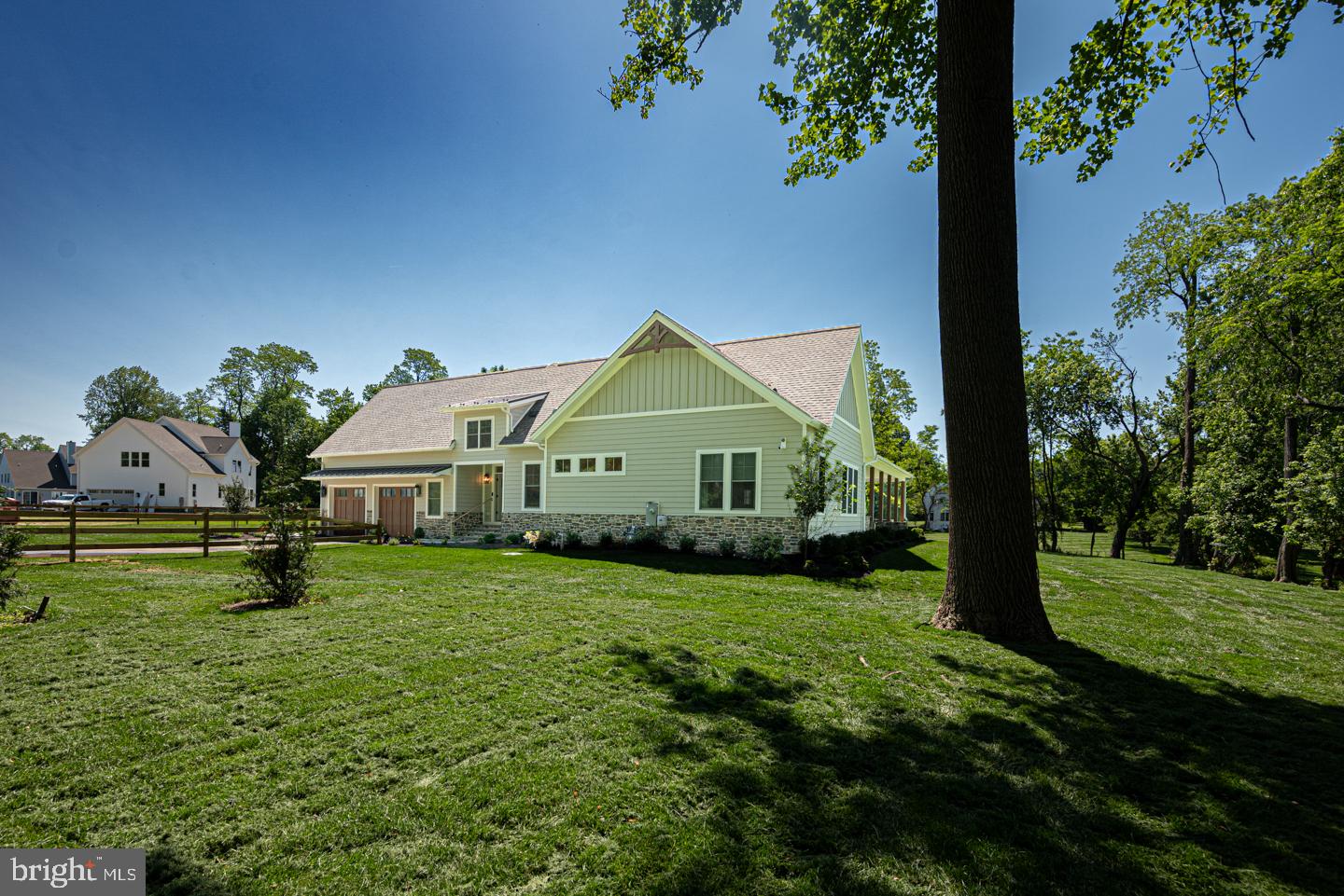657 N Heilbron Dr #a Property Photo 34