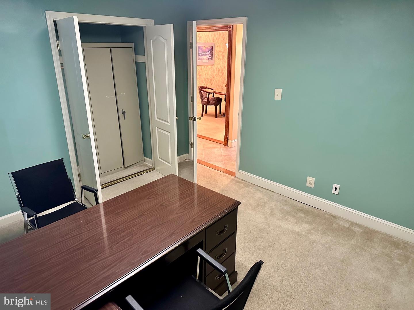 5248 Township Line Rd Property Photo 5