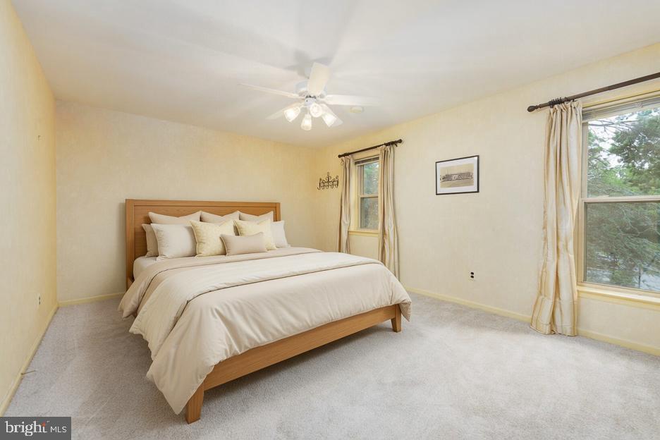 30 Park Ave Property Photo 15