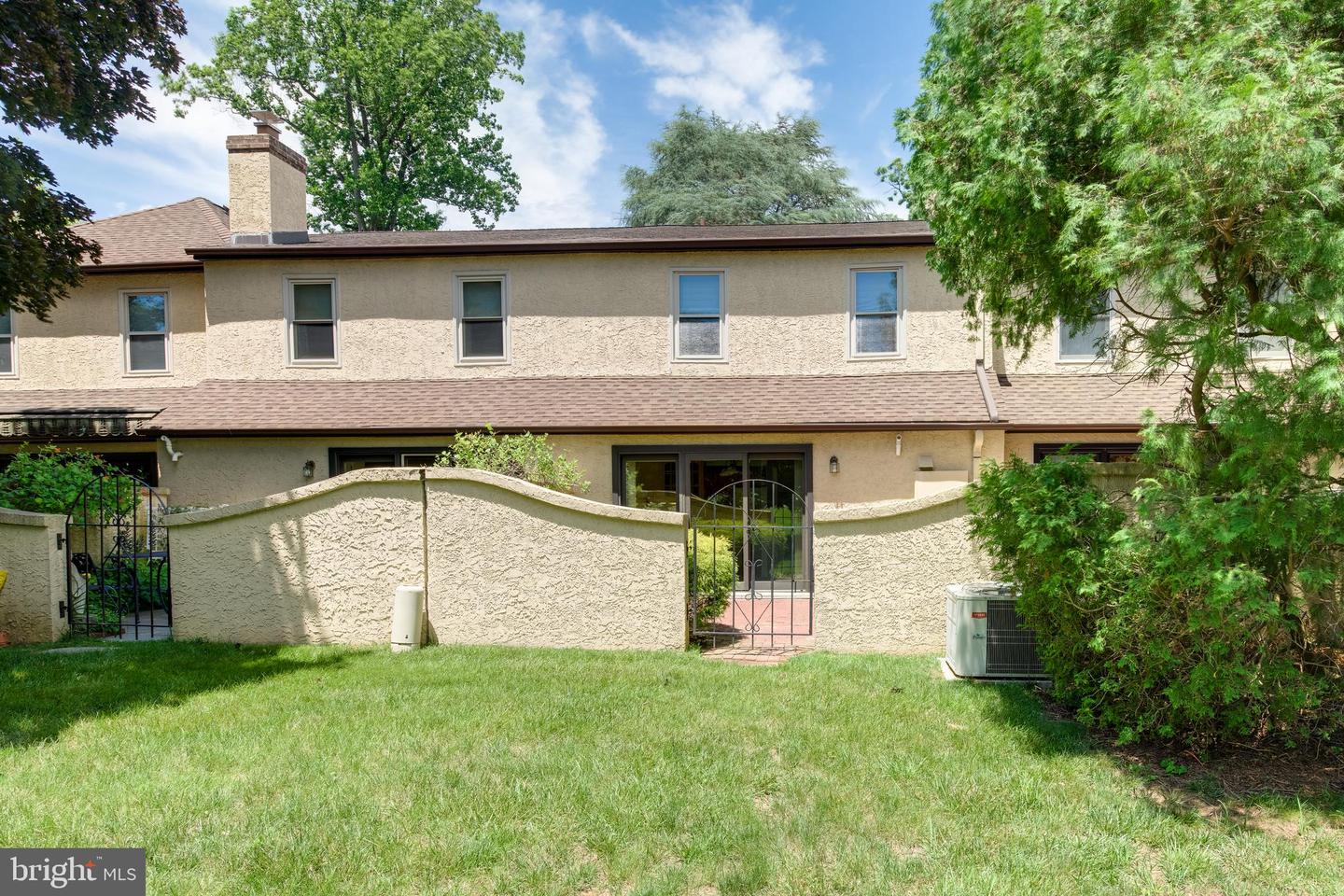 30 Park Ave Property Photo 28