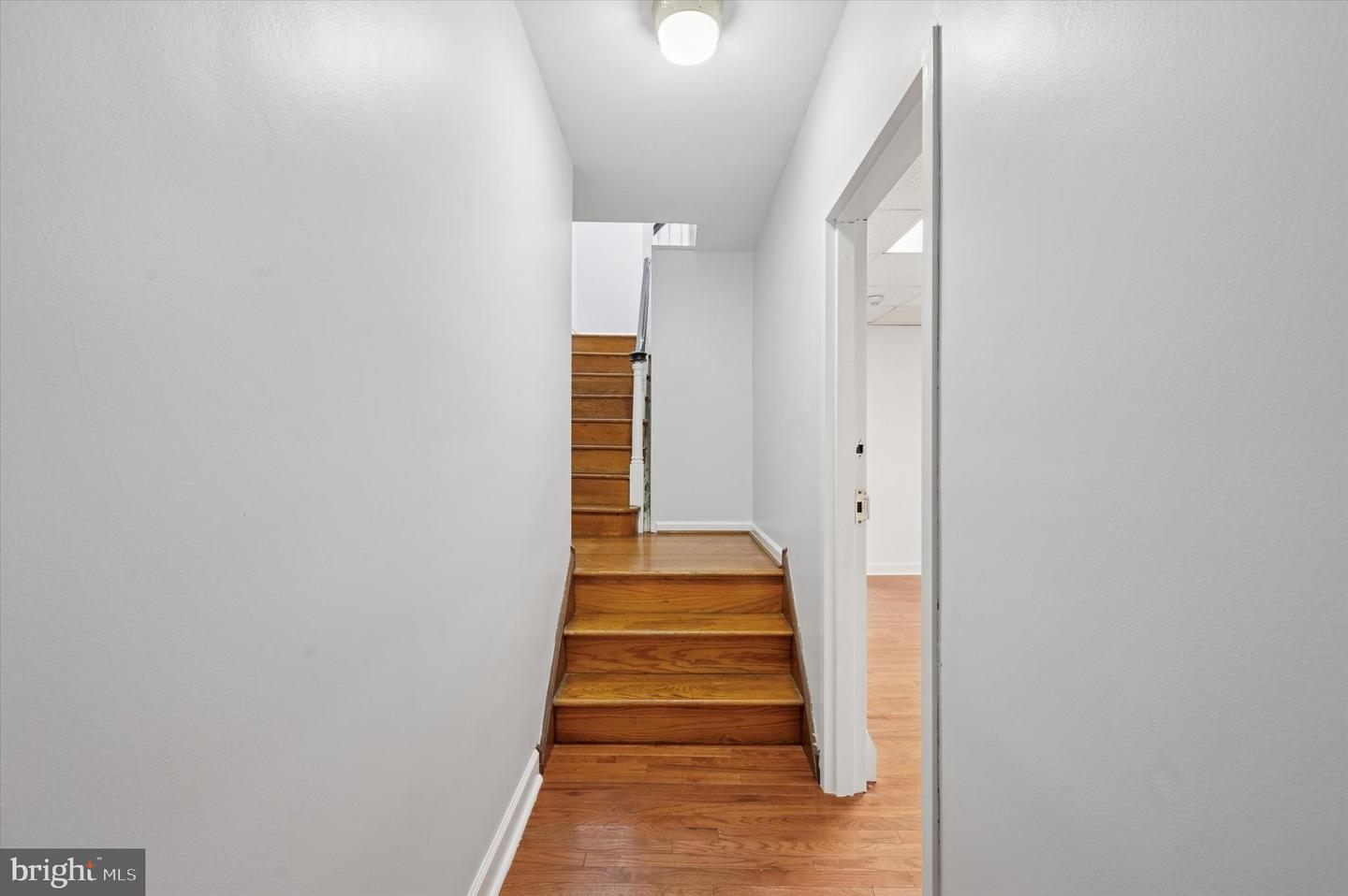 151 Long Ln Property Photo 25