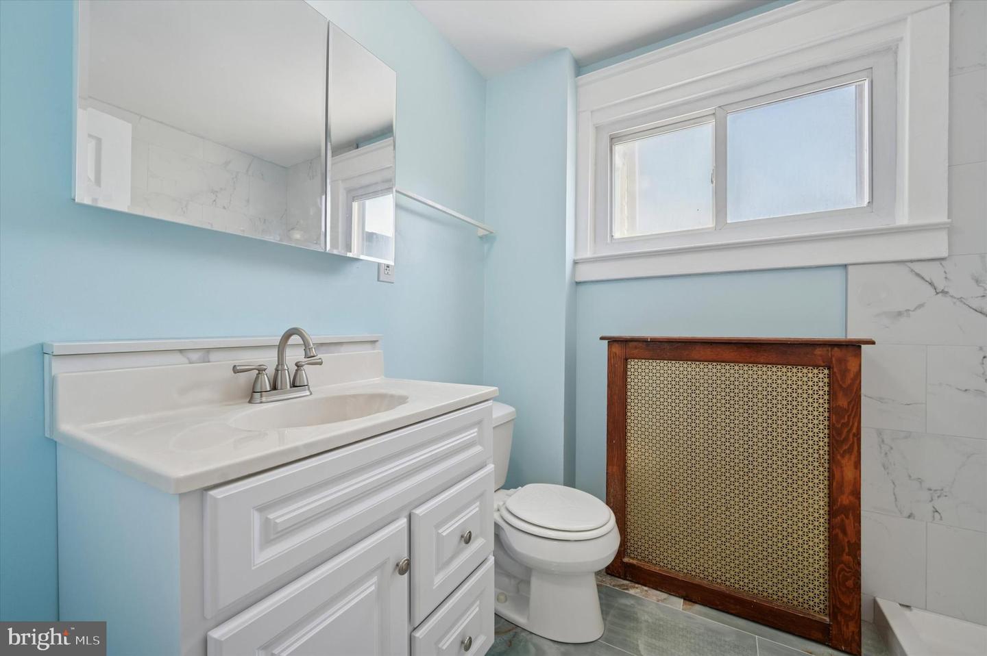 151 Long Ln Property Photo 31