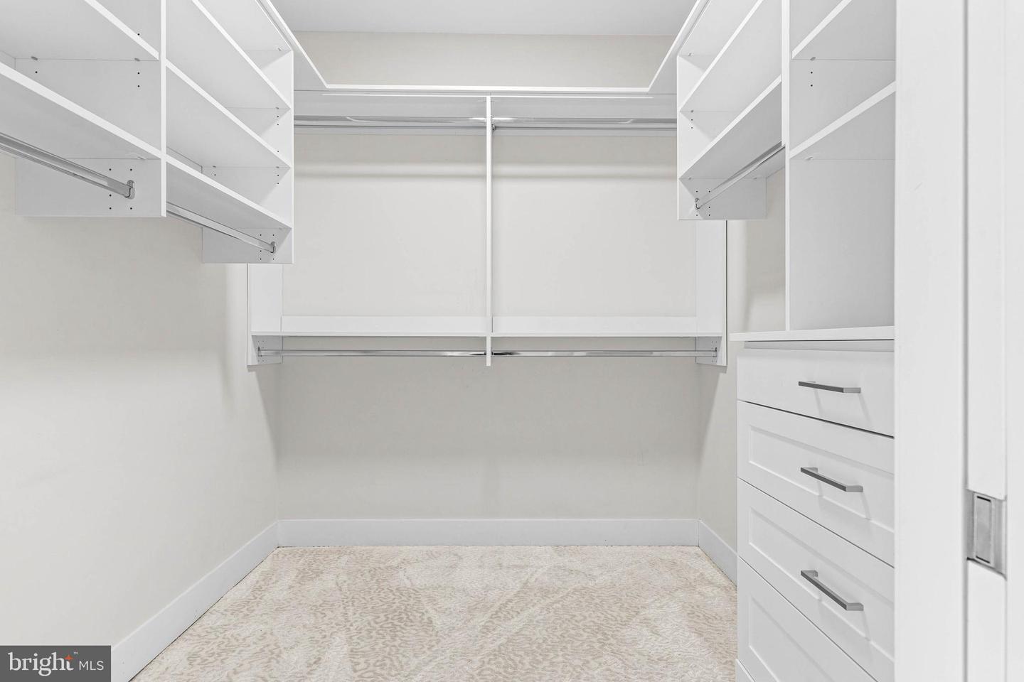 427 E Lancaster Ave #1101 Property Photo 17
