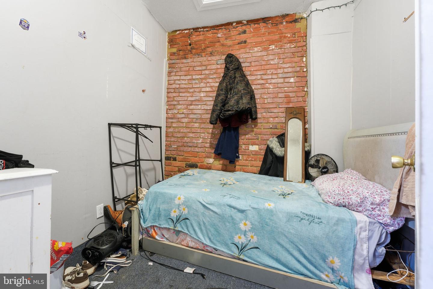 46 S Maple Ave Property Photo 17