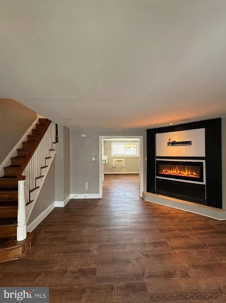 210 Wabash Ave Property Photo 2