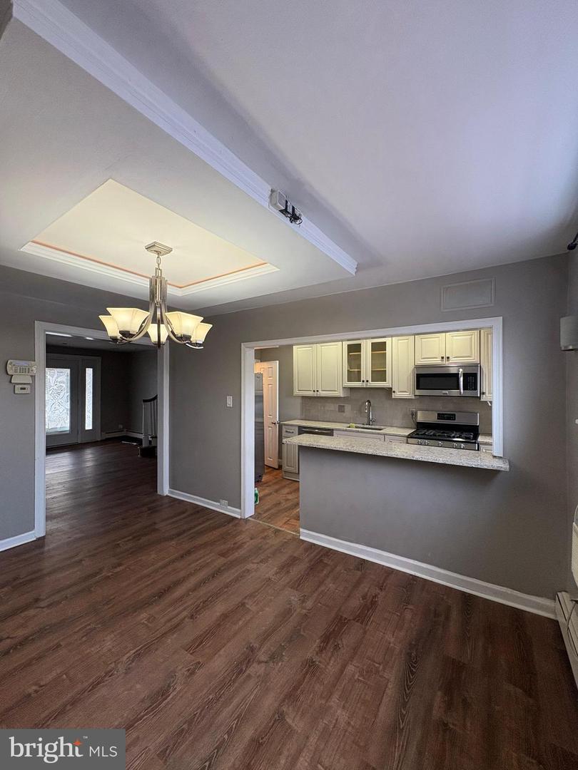 210 Wabash Ave Property Photo 4