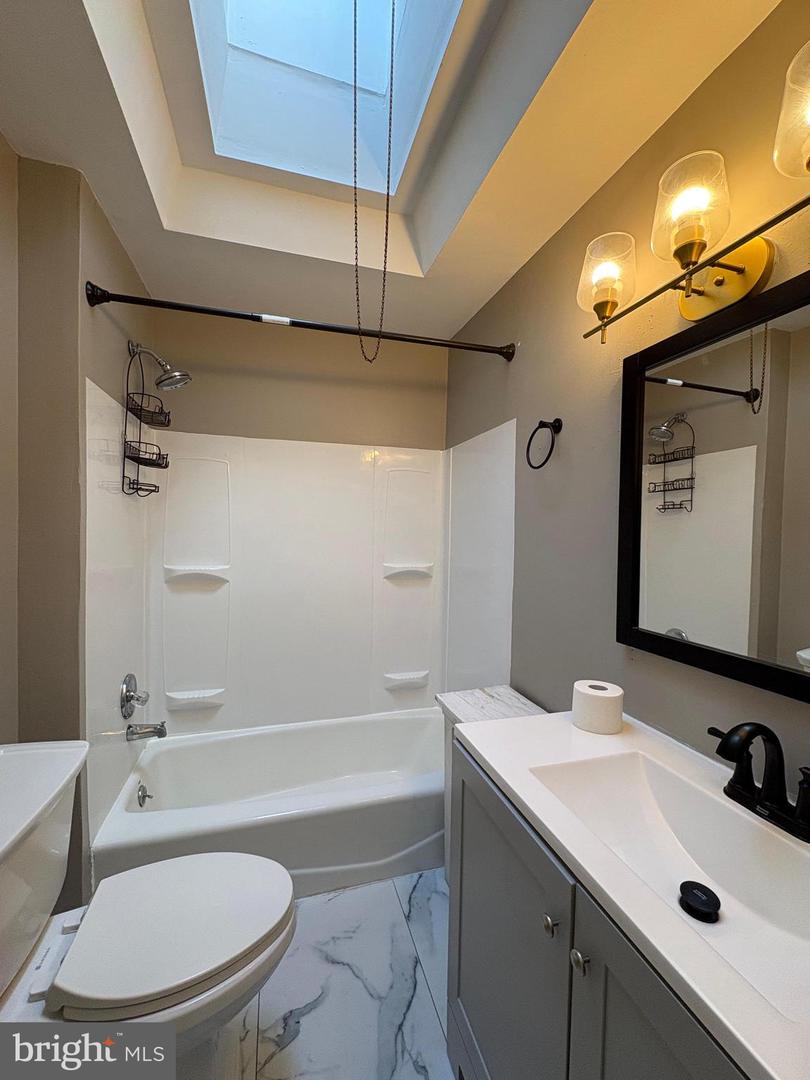 210 Wabash Ave Property Photo 10