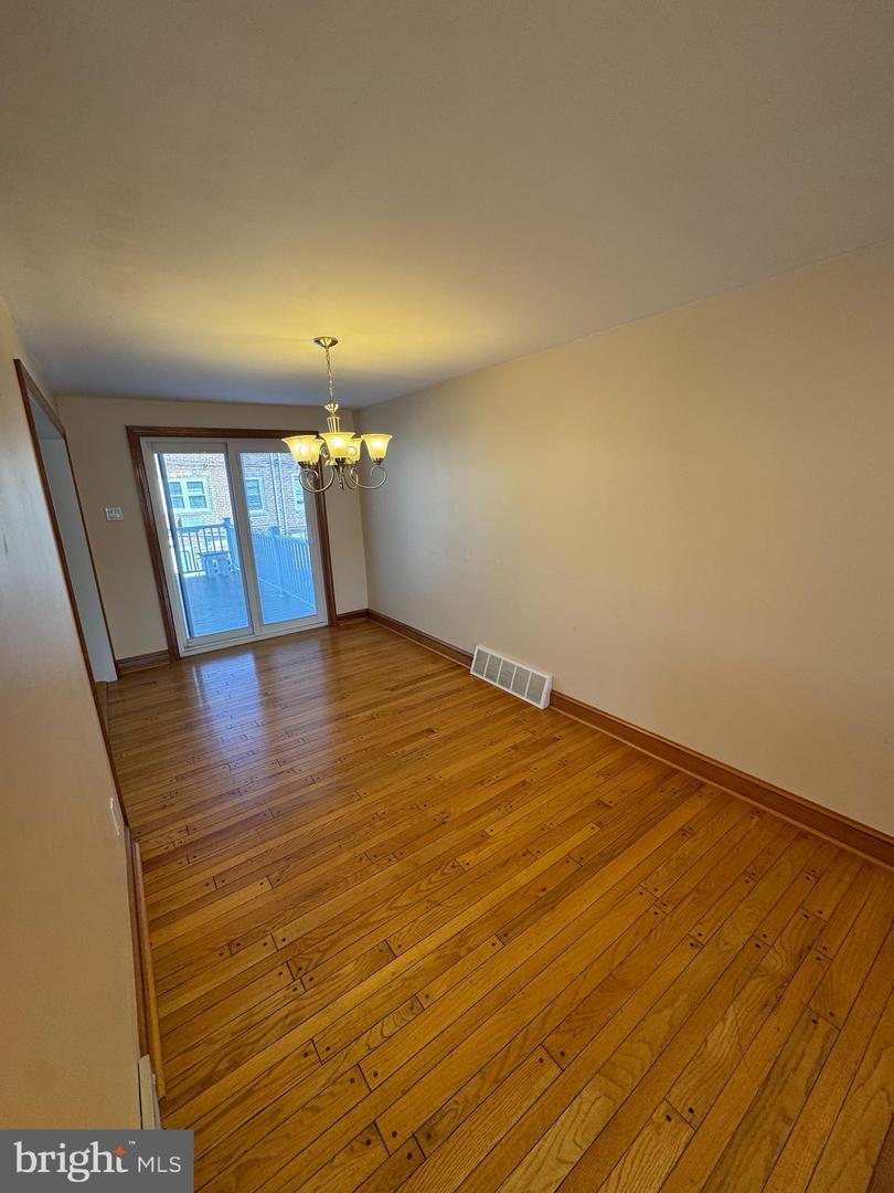 251 Revere Rd Property Photo 2