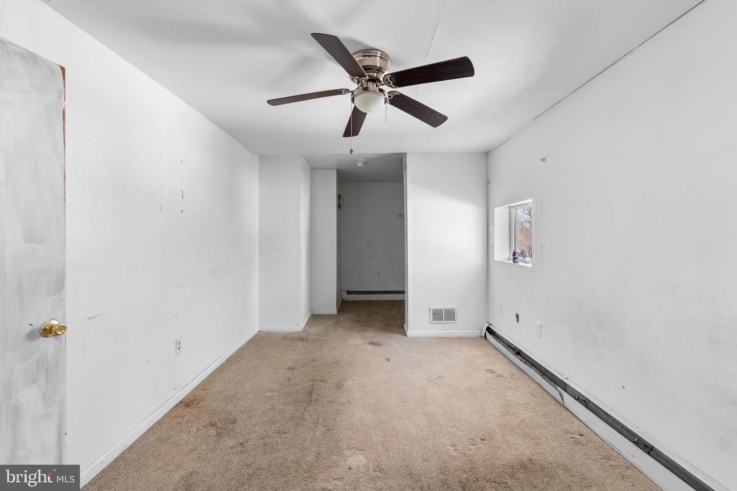 507 School St Property Photo 5