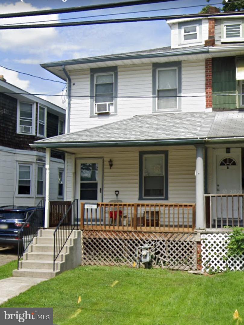 223 Lafayette Ave Property Photo 1