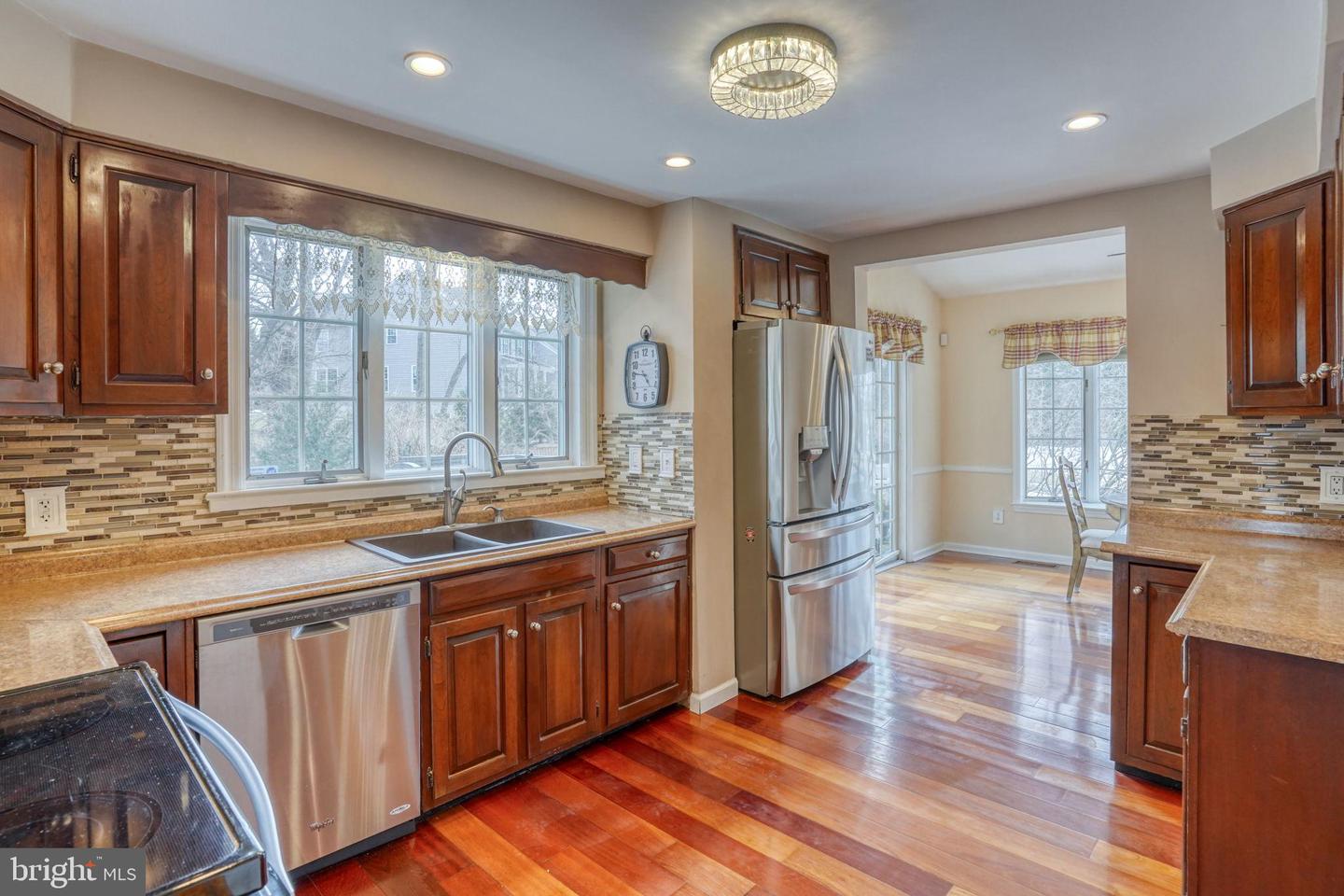 1078 Smithbridge Property Photo 12
