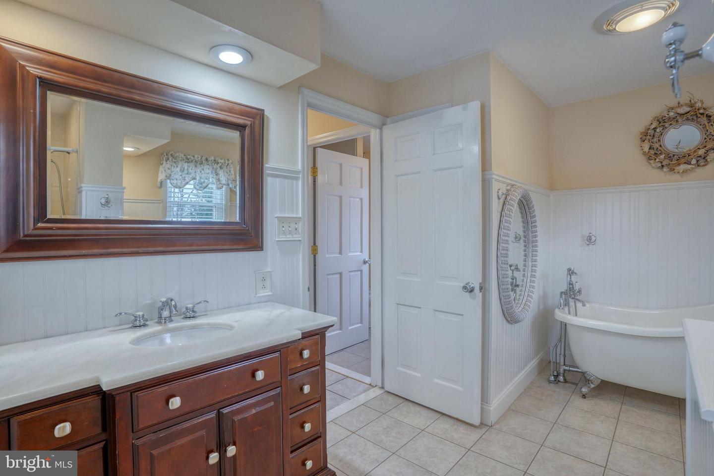 1078 Smithbridge Property Photo 25