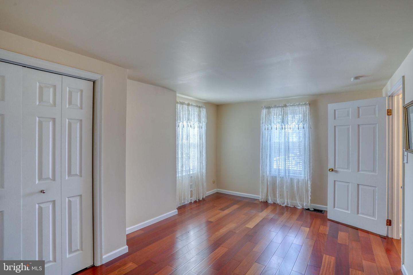 1078 Smithbridge Property Photo 29