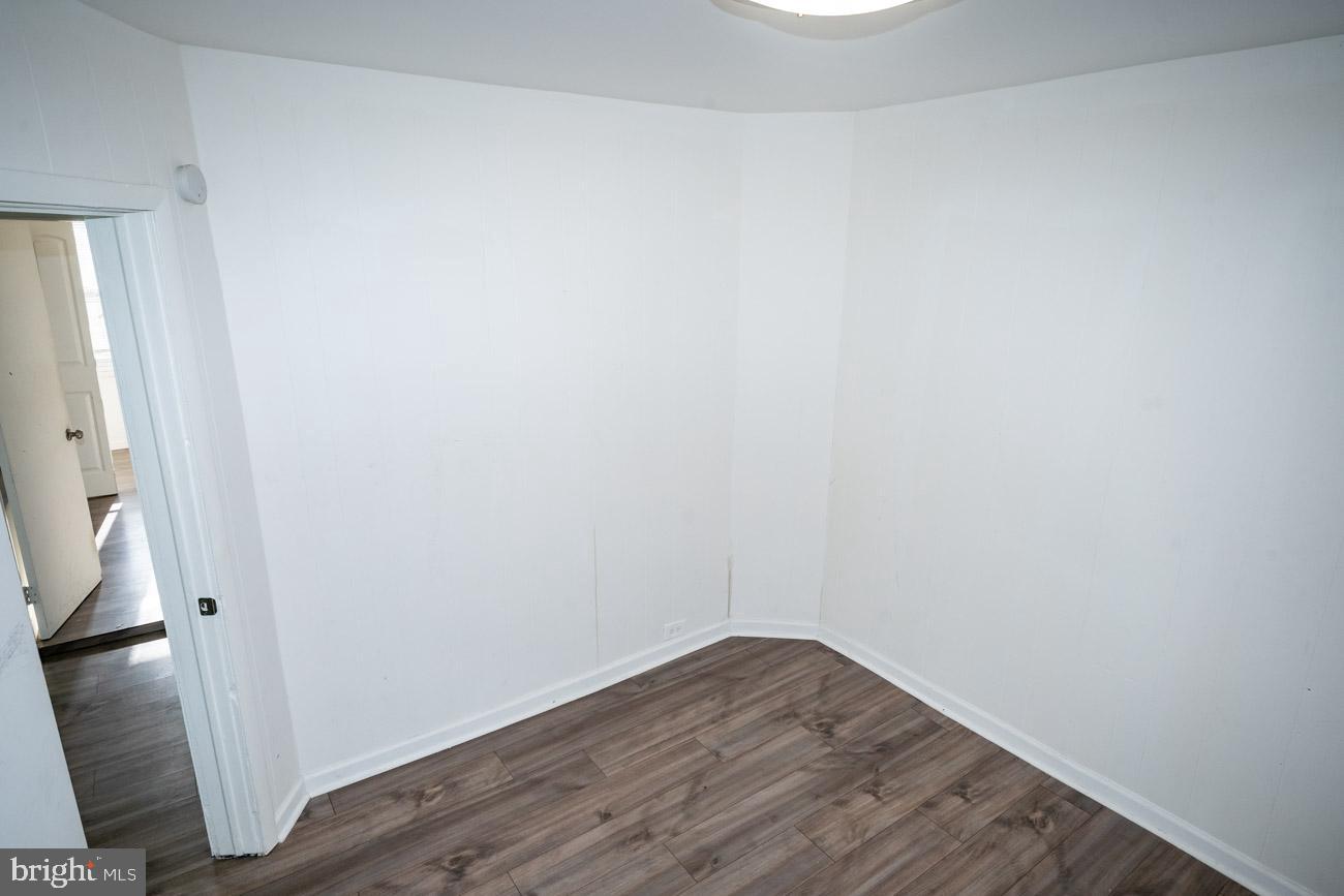 1011 Andrews Ave Property Photo 18