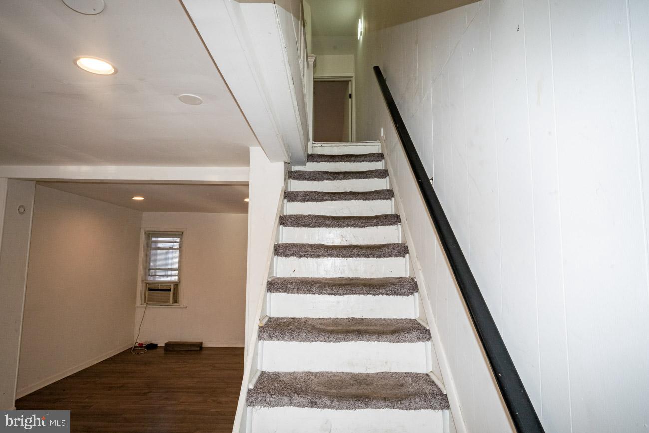 1011 Andrews Ave Property Photo 19