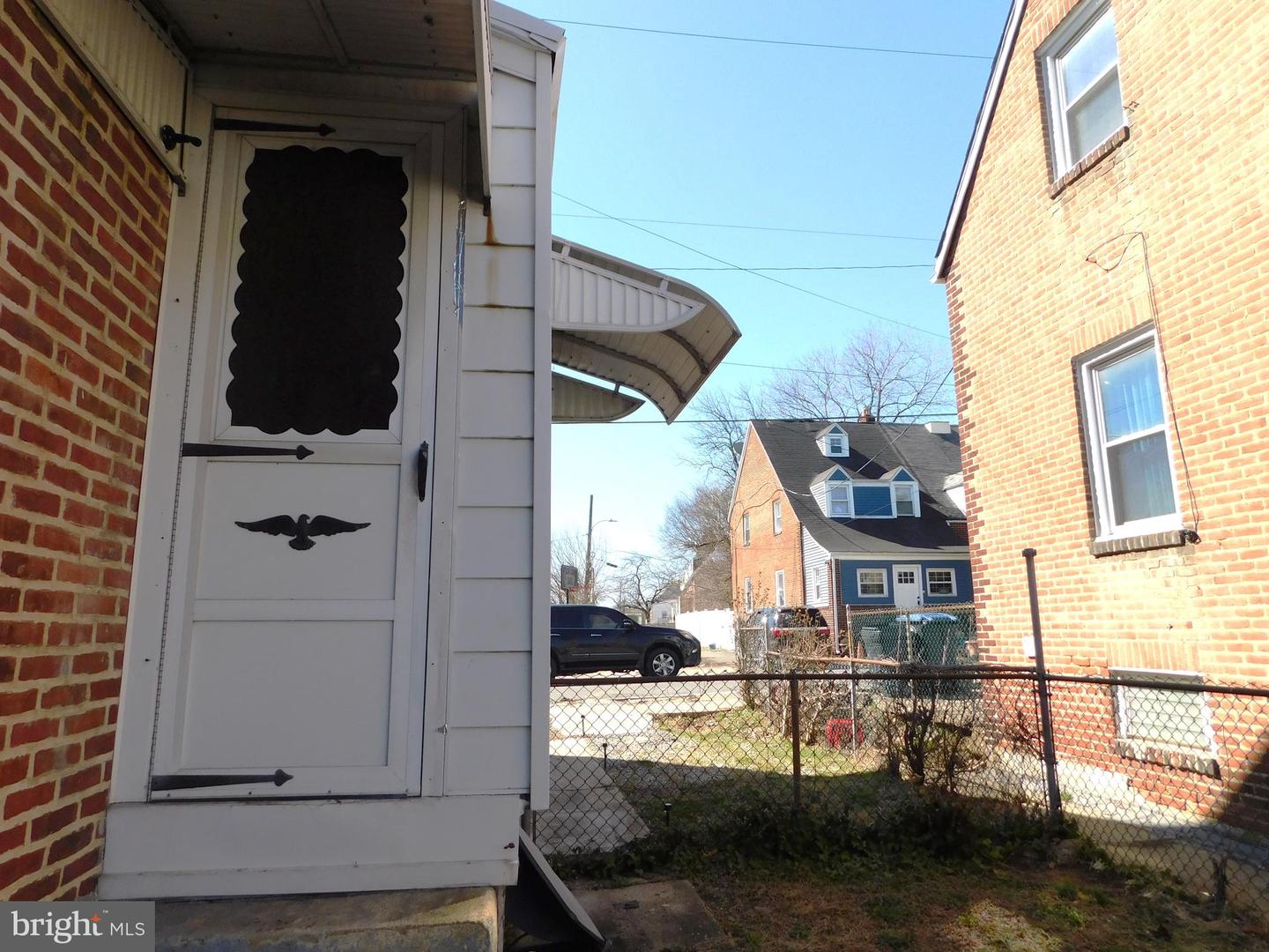 1202 Morton Ave Property Photo 23