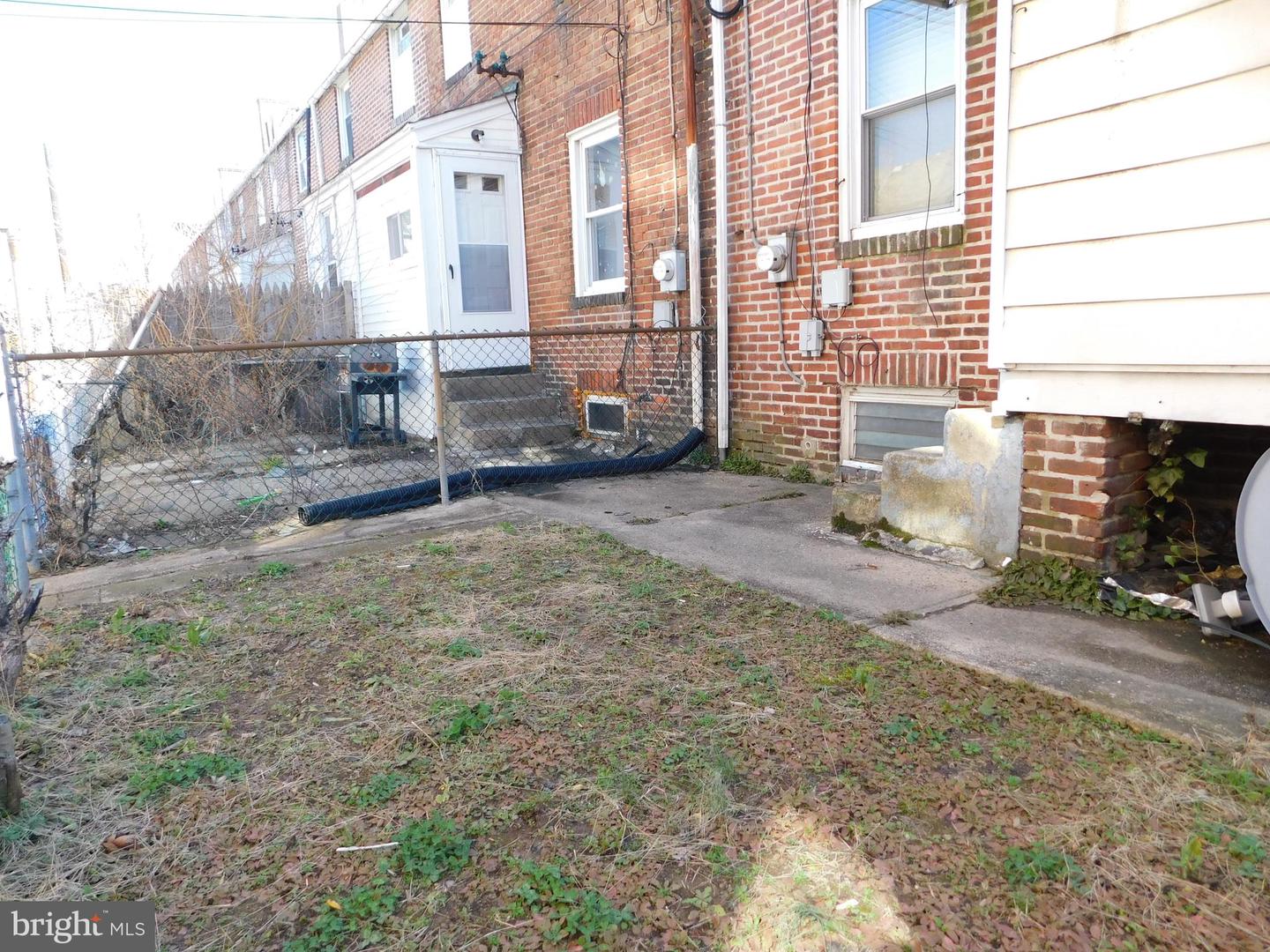 1202 Morton Ave Property Photo 25