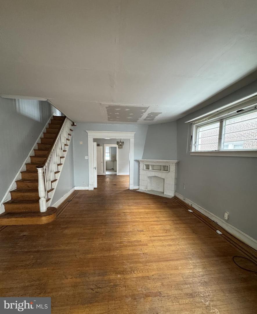 820 Fern St Property Photo 5